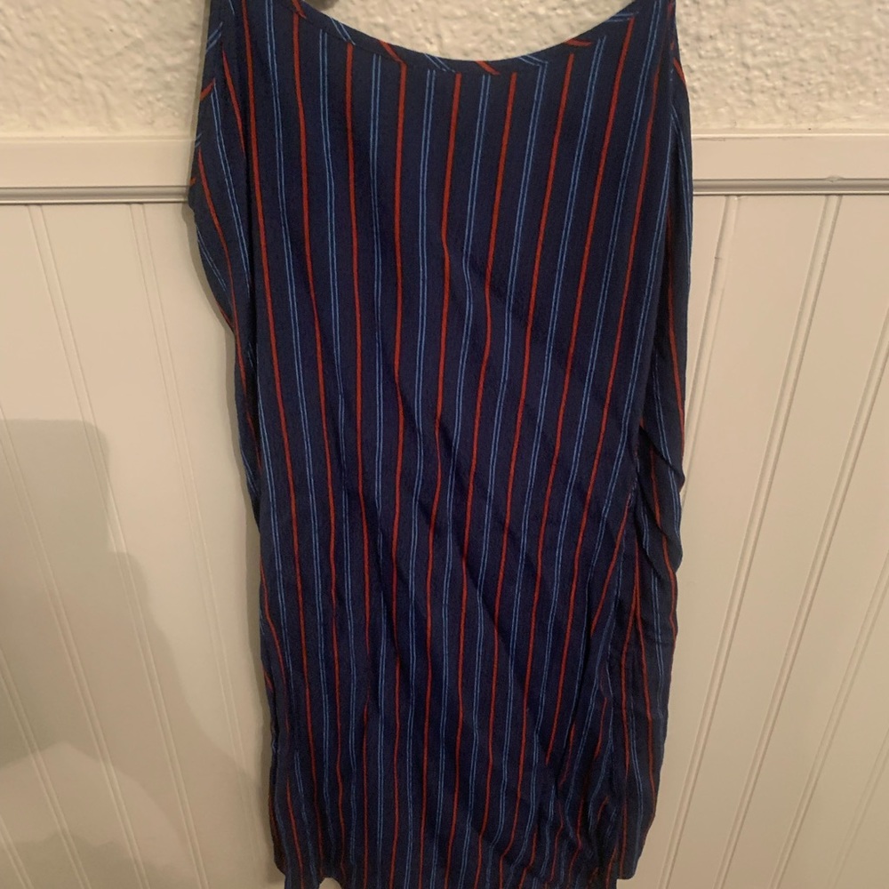 CUTEST WRAP DRESS - Picture 2 of 4